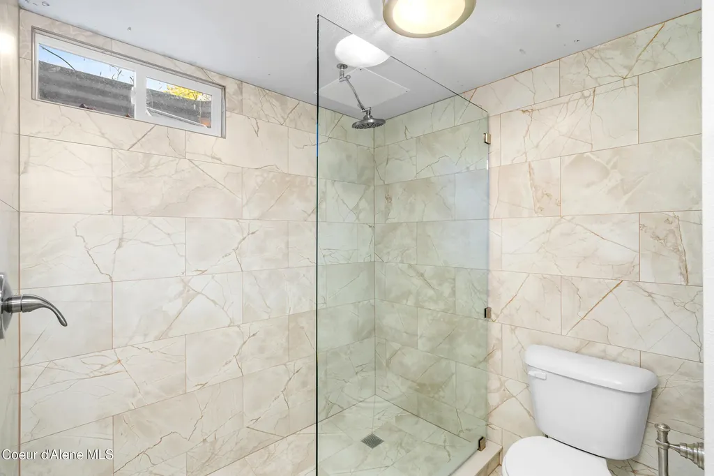 7040 N 15th Street Dalton Gardens ID 83815