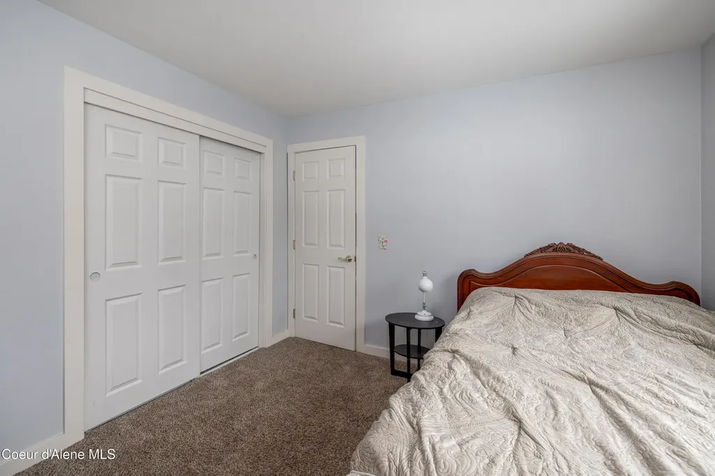 10378 N Bateman Street Hayden ID 83835