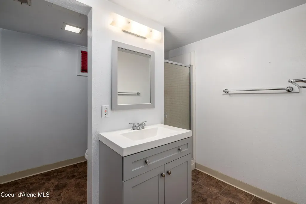 10378 N Bateman Street Hayden ID 83835