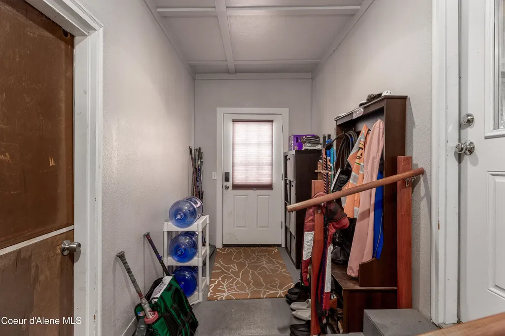 10378 N Bateman Street Hayden ID 83835