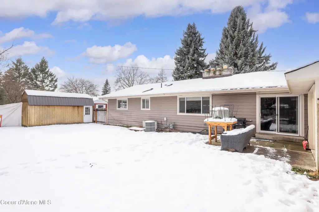 10378 N Bateman Street Hayden ID 83835