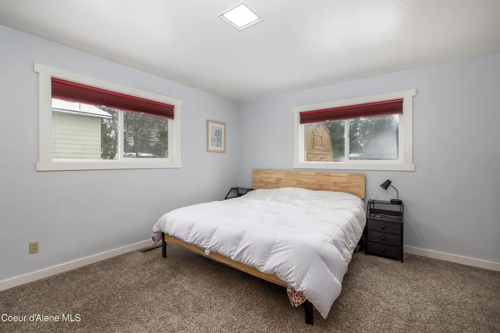 10378 N Bateman Street Hayden ID 83835