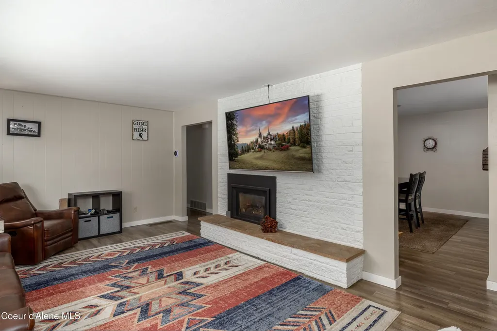 10378 N Bateman Street Hayden ID 83835