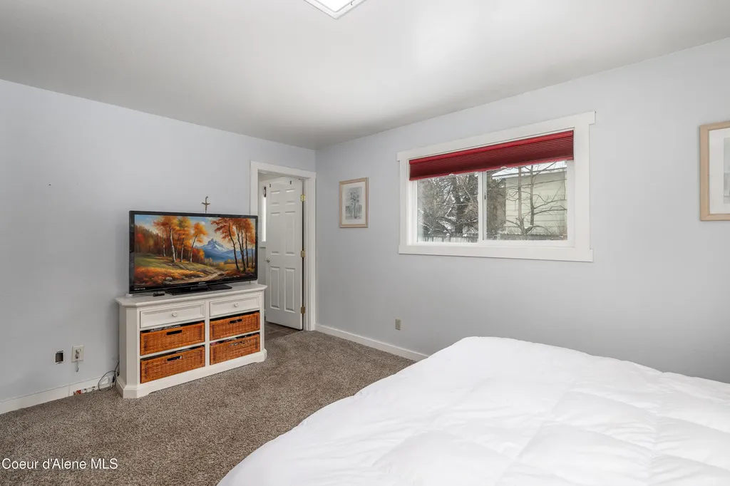 10378 N Bateman Street Hayden ID 83835