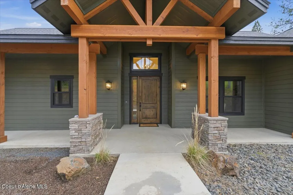8606 W Bennion Road Worley ID 83876