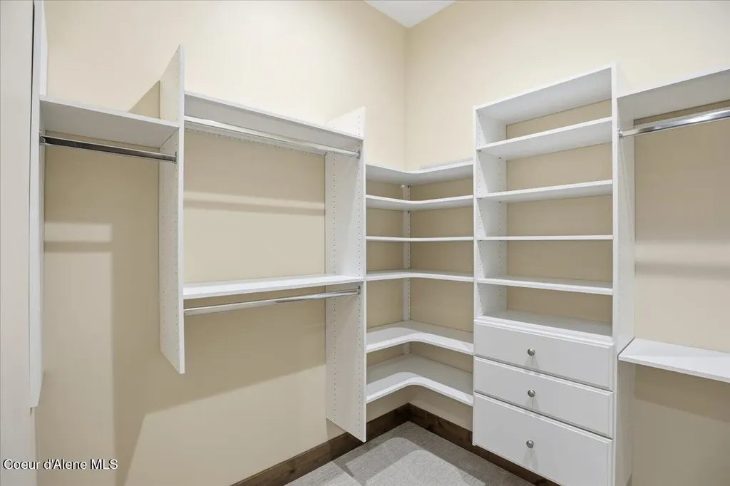 8606 W Bennion Road Worley ID 83876