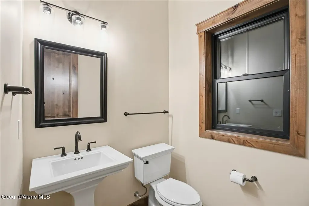 8606 W Bennion Road Worley ID 83876