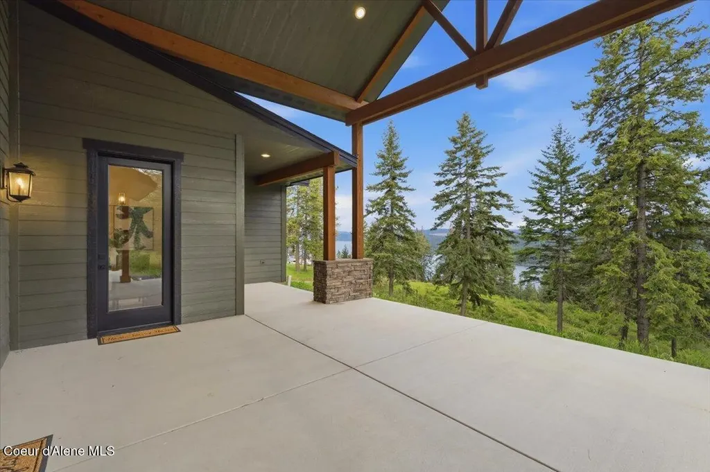 8606 W Bennion Road Worley ID 83876