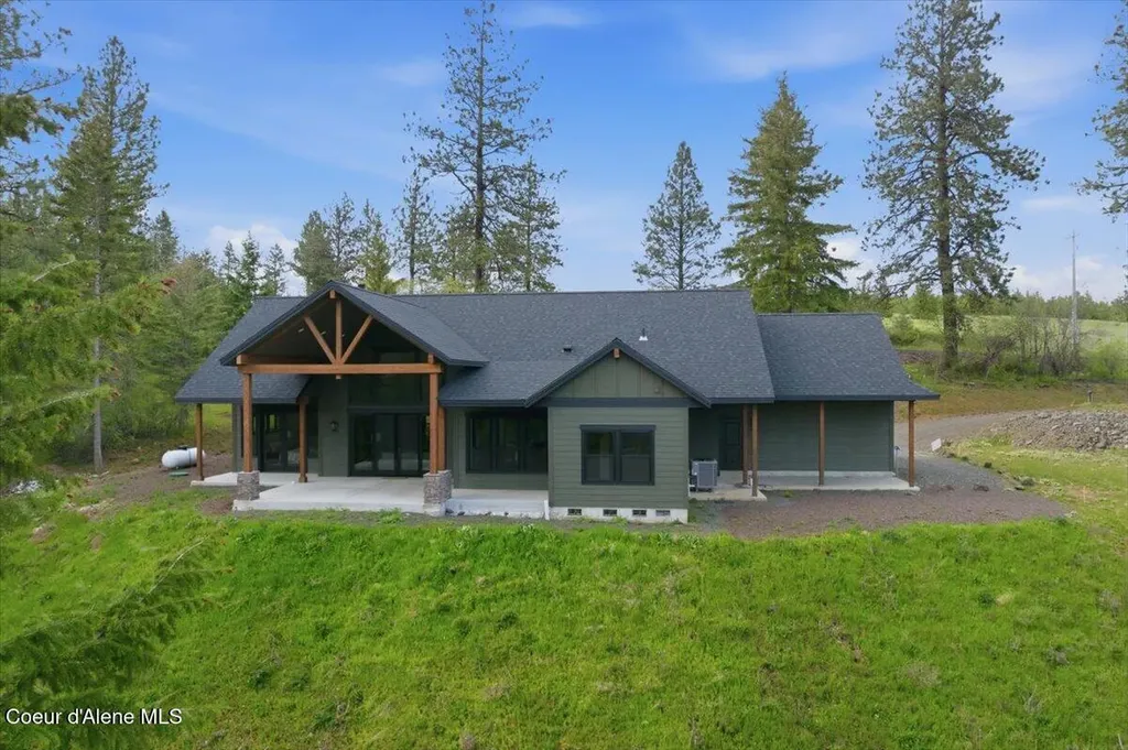 8606 W Bennion Road Worley ID 83876
