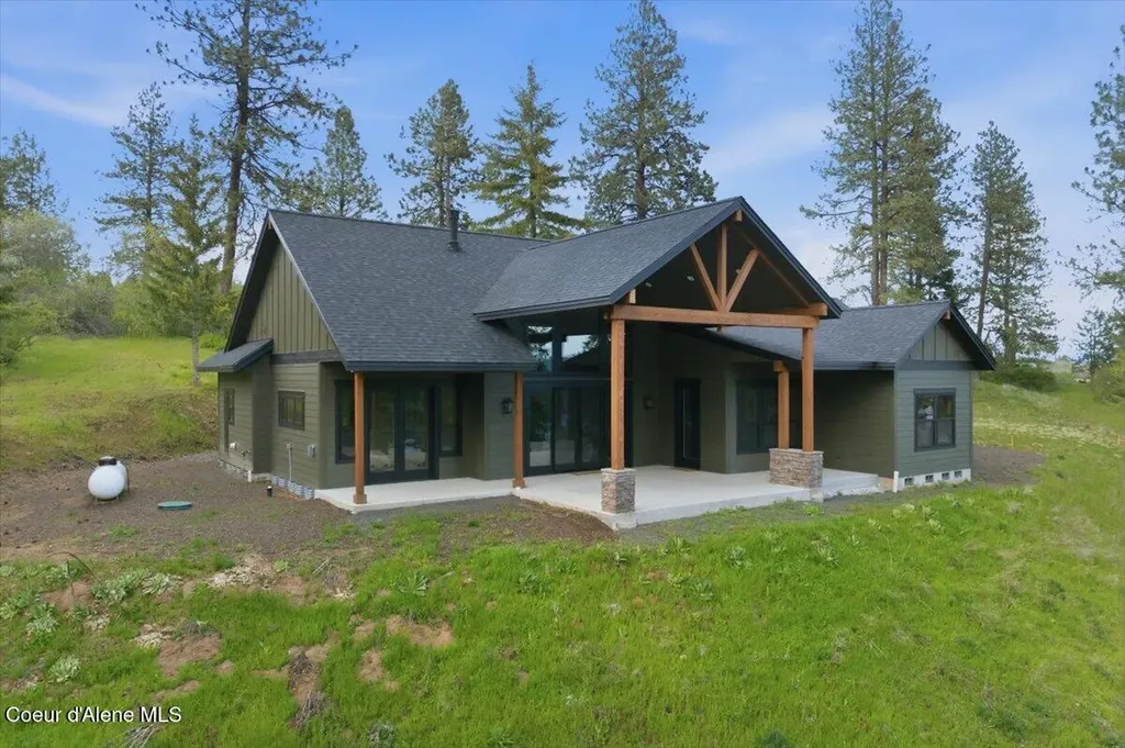 8606 W Bennion Road Worley ID 83876