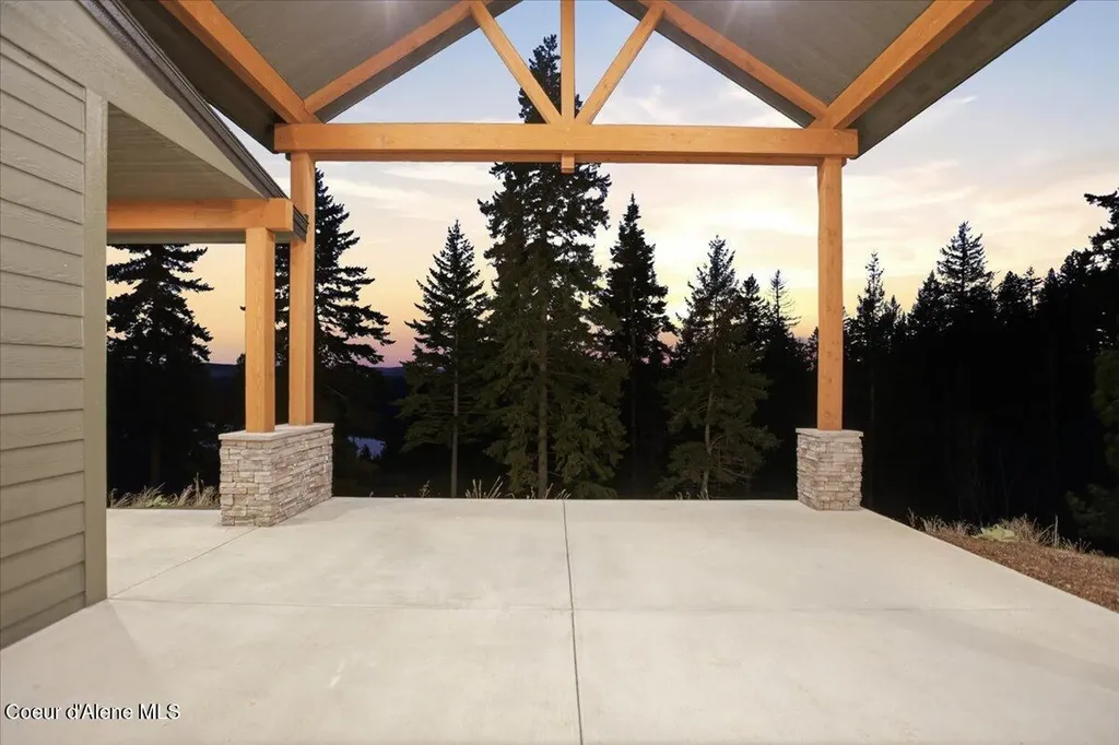 8606 W Bennion Road Worley ID 83876