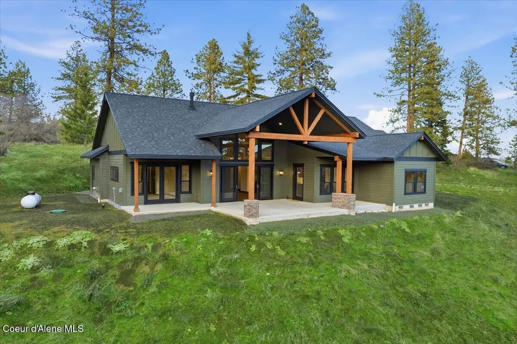 8606 W Bennion Road Worley ID 83876