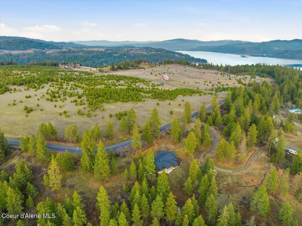 8606 W Bennion Road Worley ID 83876