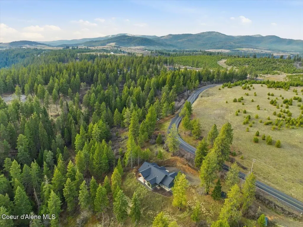 8606 W Bennion Road Worley ID 83876
