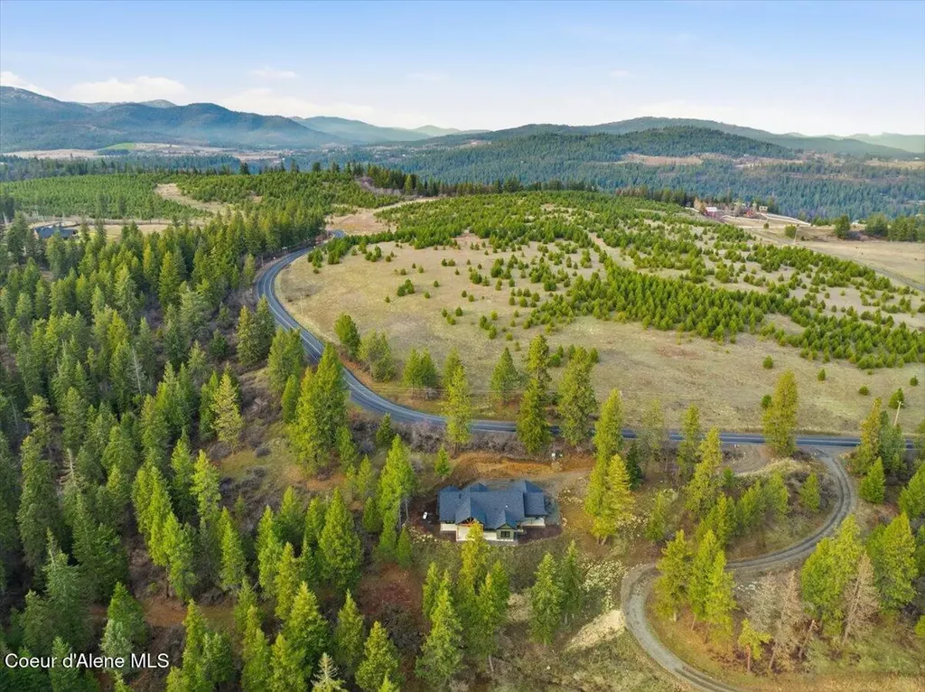 8606 W Bennion Road Worley ID 83876