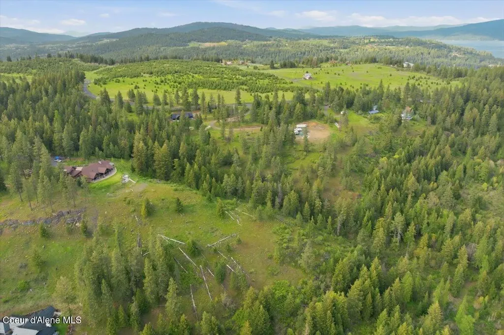 8606 W Bennion Road Worley ID 83876