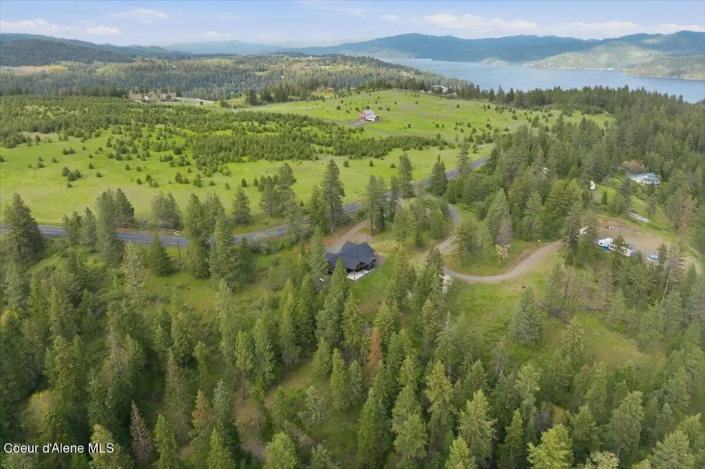 8606 W Bennion Road Worley ID 83876