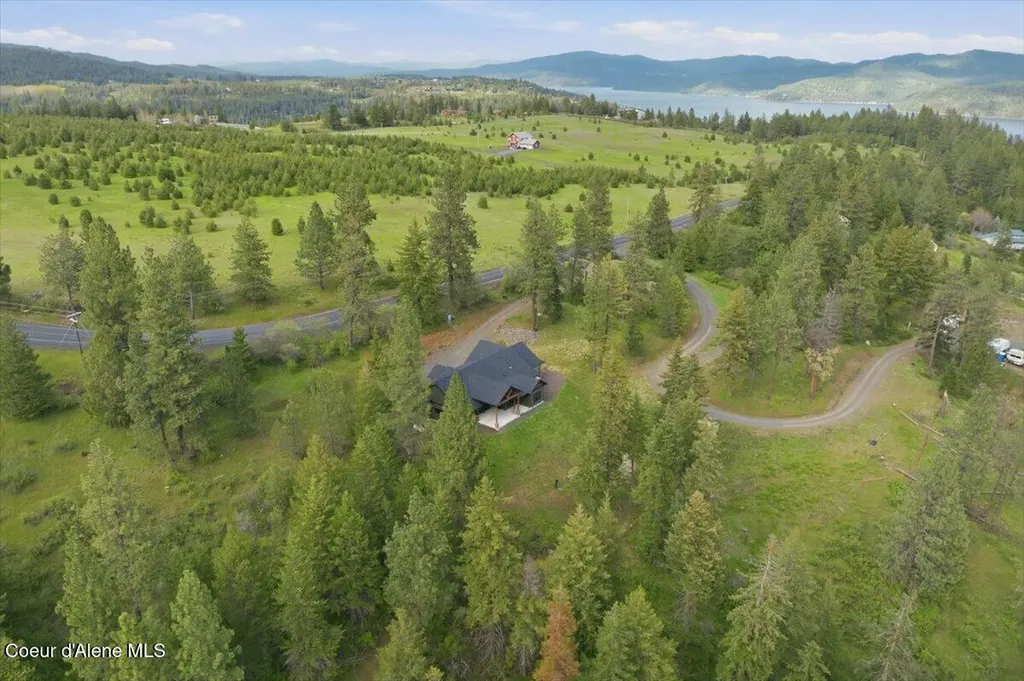 8606 W Bennion Road Worley ID 83876