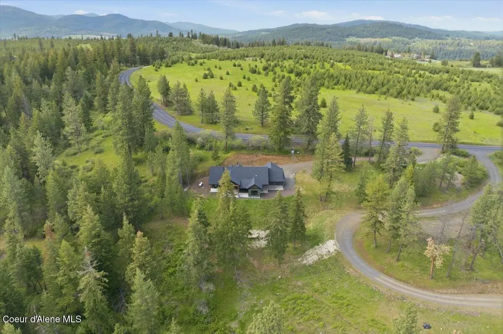 8606 W Bennion Road Worley ID 83876