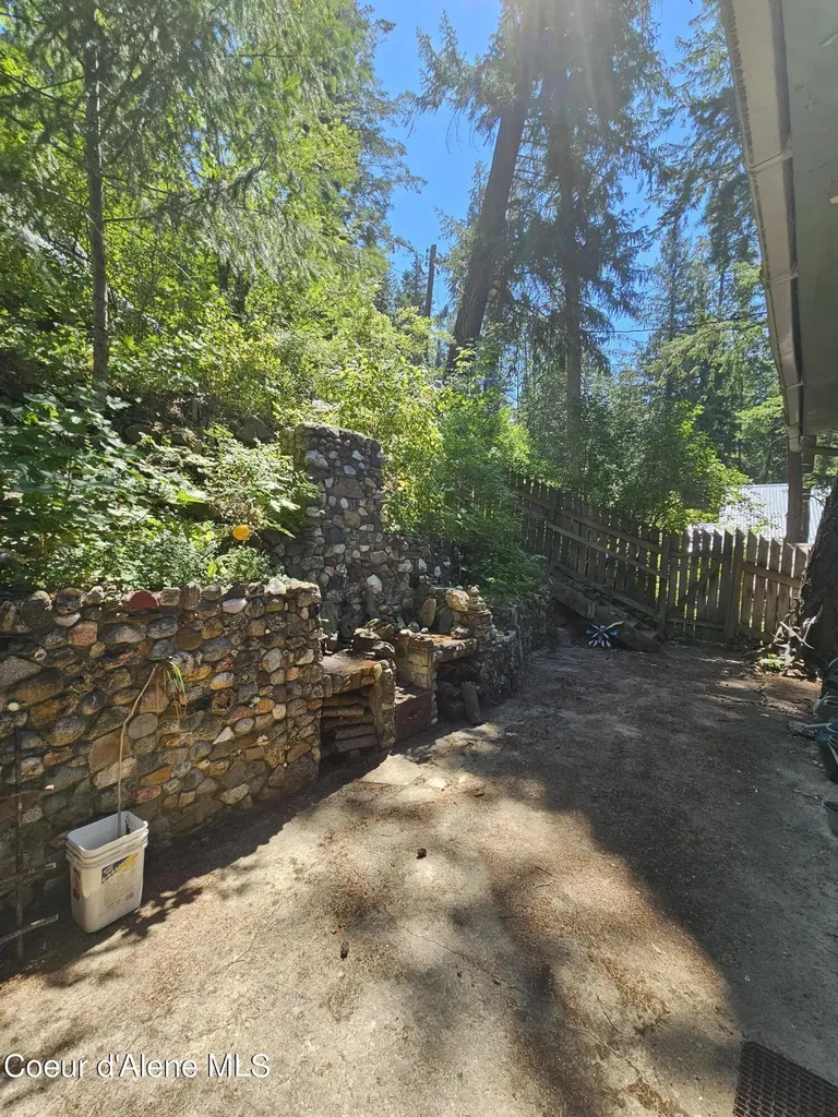 300 Rocky Point Loop Road Plummer ID 83851