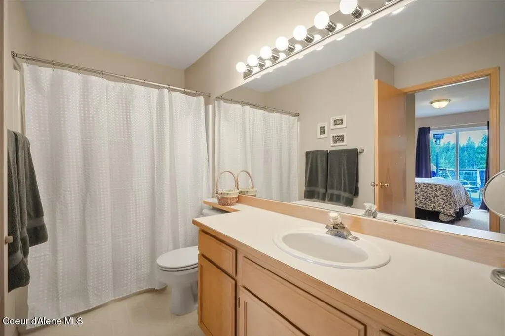20626 S Cave Bay Road Worley ID 83876