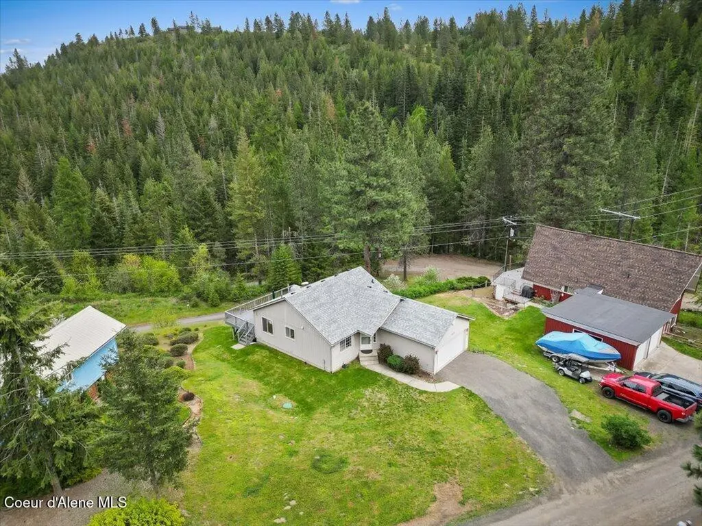 20626 S Cave Bay Road Worley ID 83876
