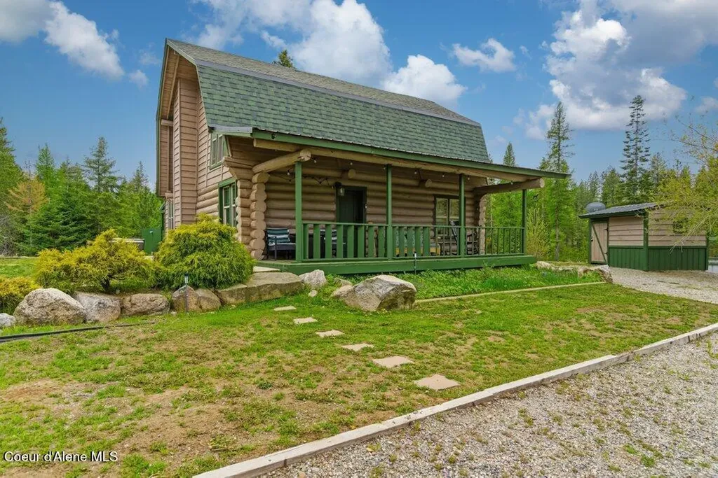 2434 W Wesson Avenue Athol ID 83801