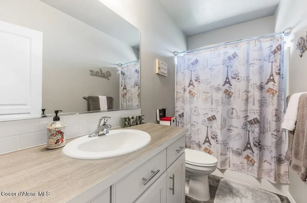 4601 N Connery Loop Post Falls ID 83854