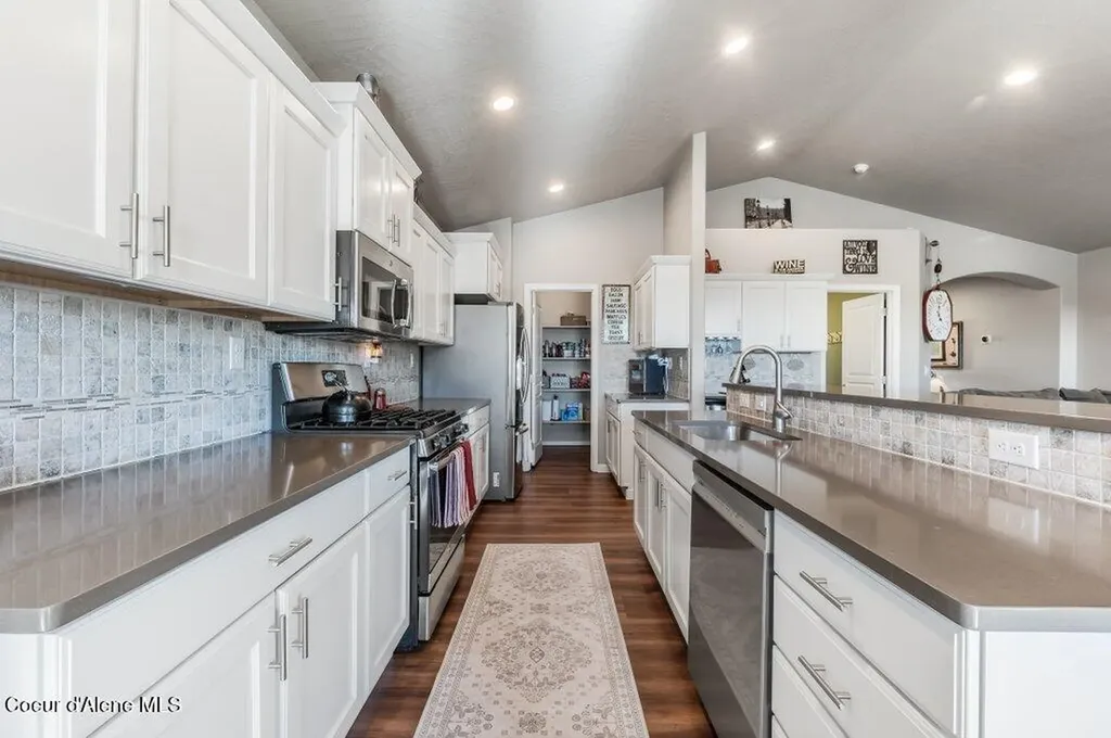 4601 N Connery Loop Post Falls ID 83854
