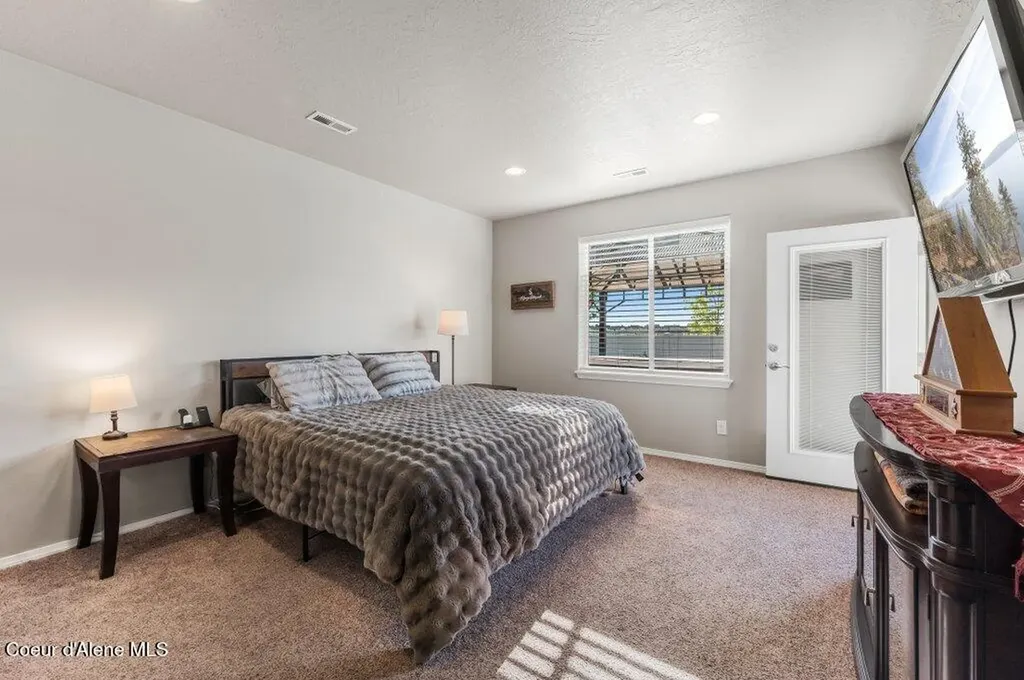 4601 N Connery Loop Post Falls ID 83854