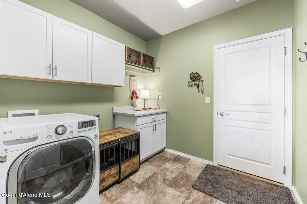 4601 N Connery Loop Post Falls ID 83854