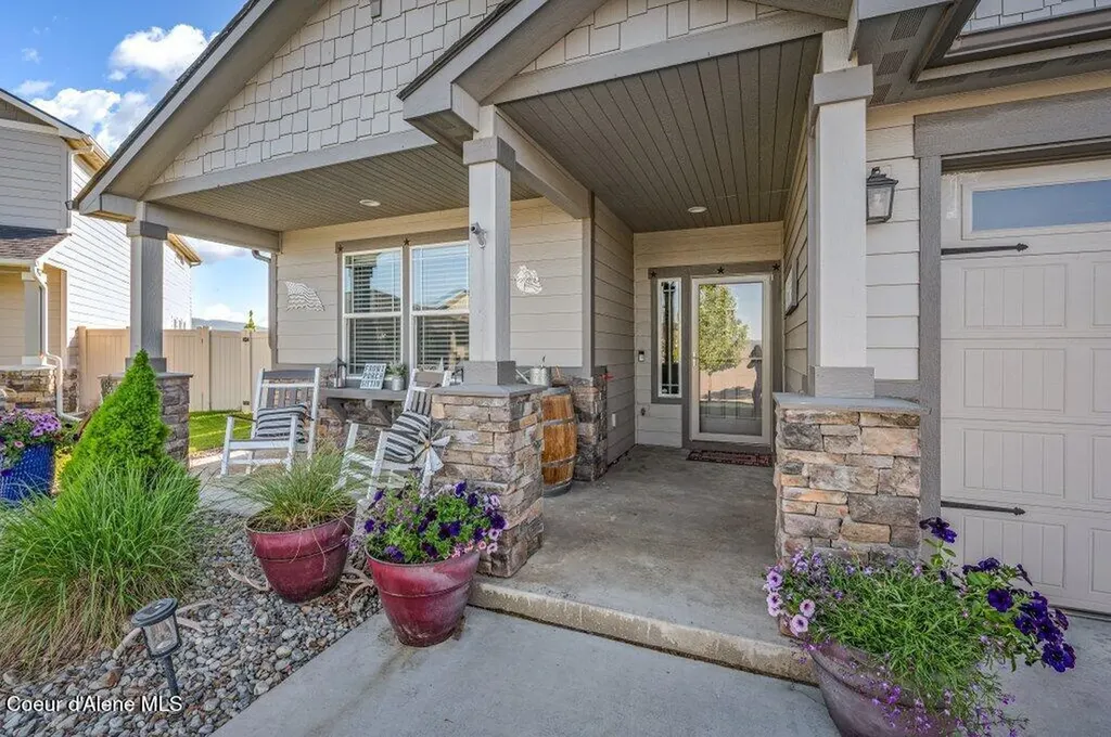 4601 N Connery Loop Post Falls ID 83854