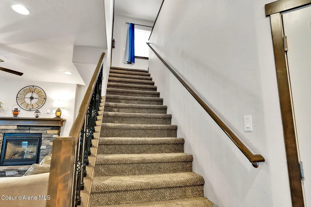 10589 N Crimson Drive Hayden ID 83835