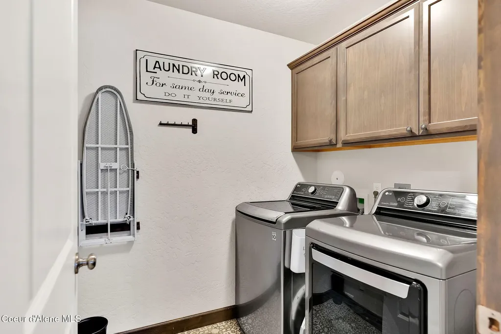 10589 N Crimson Drive Hayden ID 83835