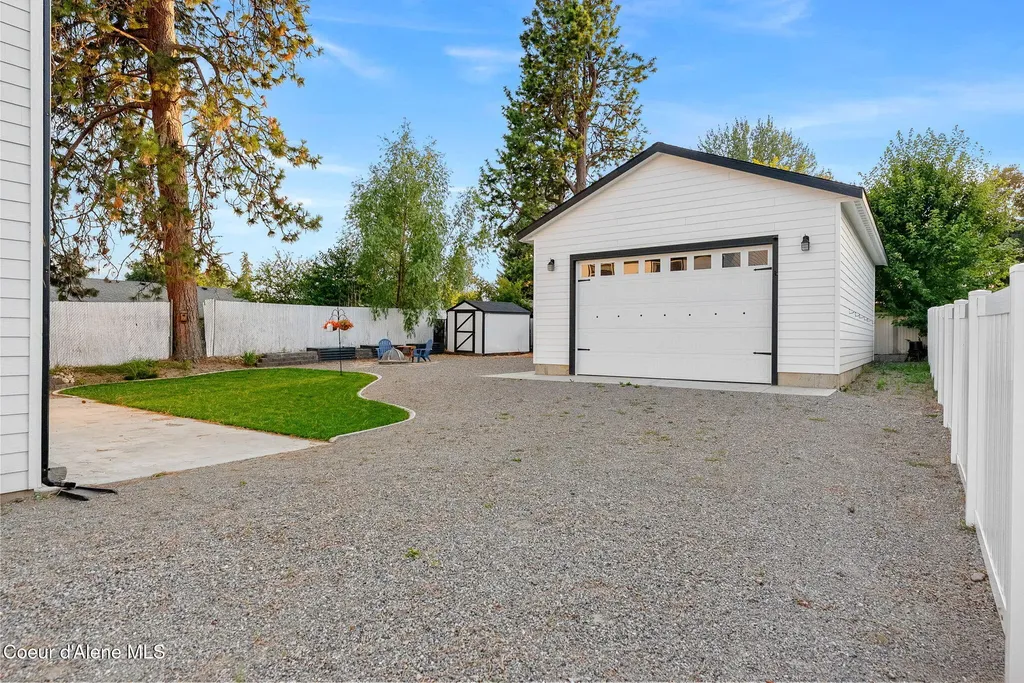 10589 N Crimson Drive Hayden ID 83835