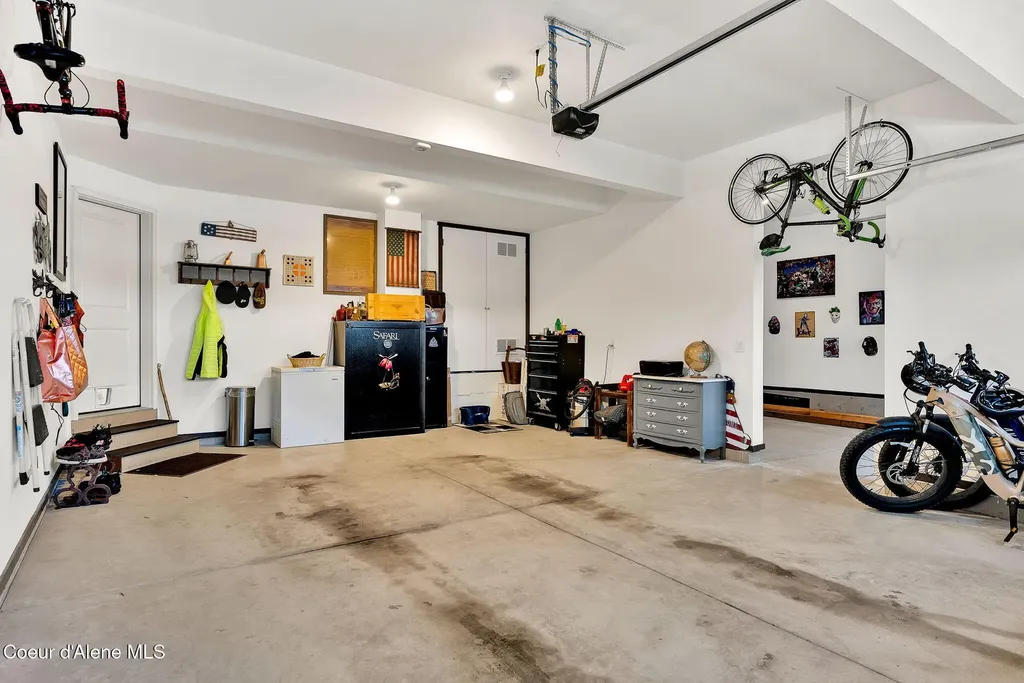 10589 N Crimson Drive Hayden ID 83835