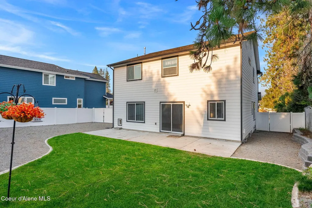 10589 N Crimson Drive Hayden ID 83835