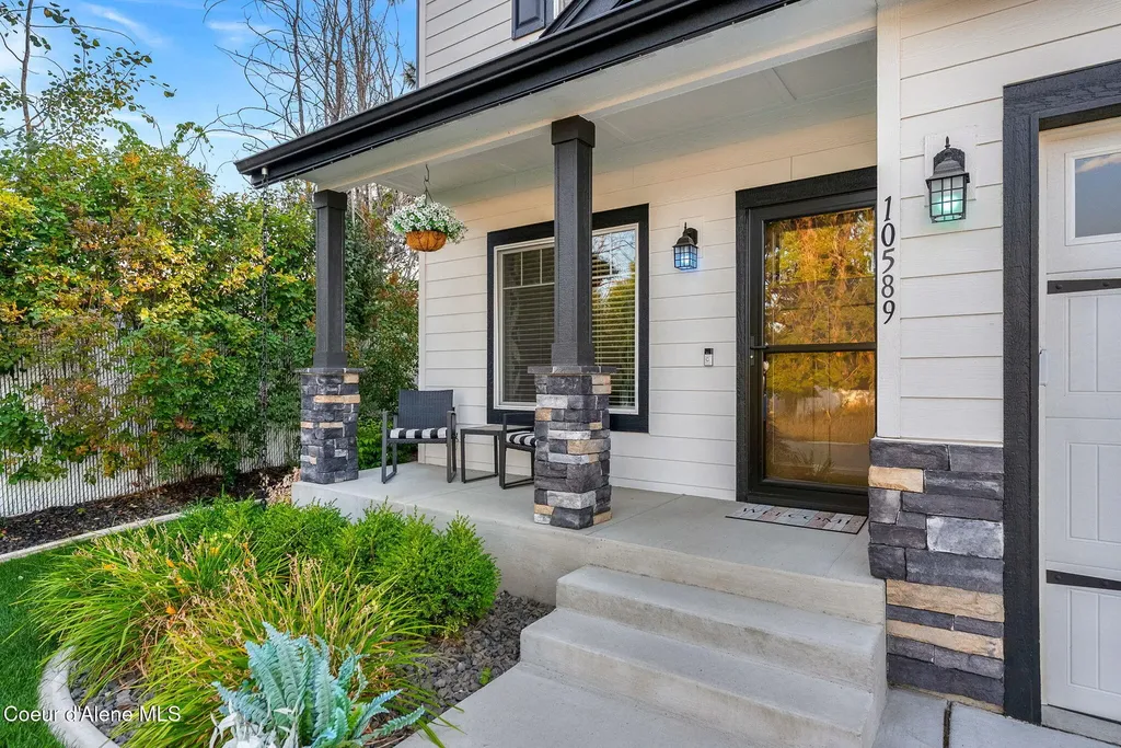 10589 N Crimson Drive Hayden ID 83835