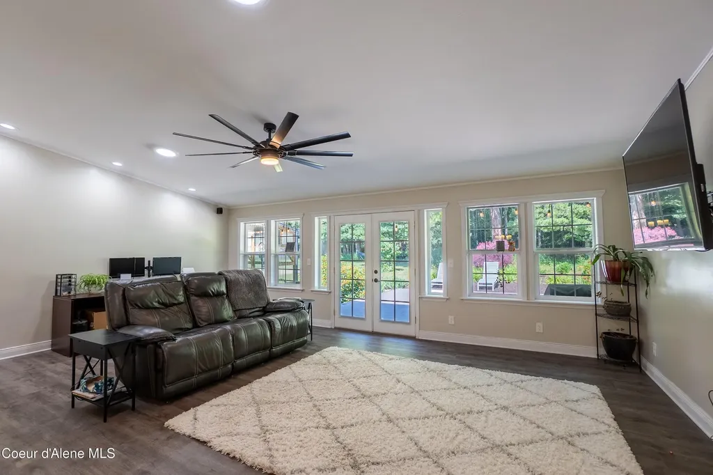 72 Leisure Lane Sandpoint ID 83864