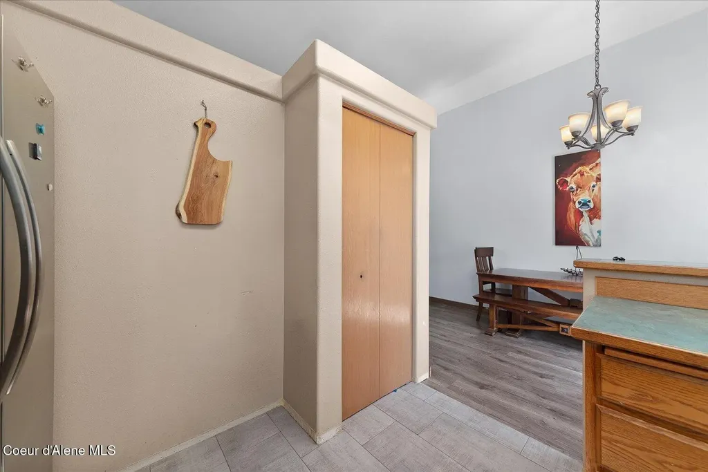 26438 N Clagstone Road Athol ID 83801