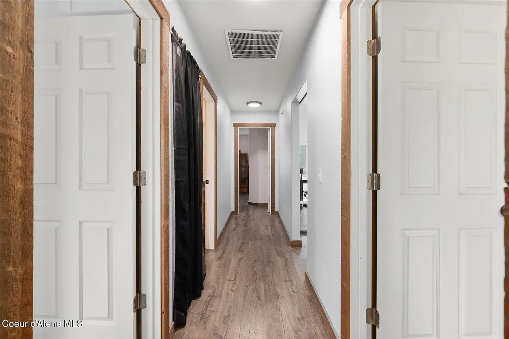 26438 N Clagstone Road Athol ID 83801