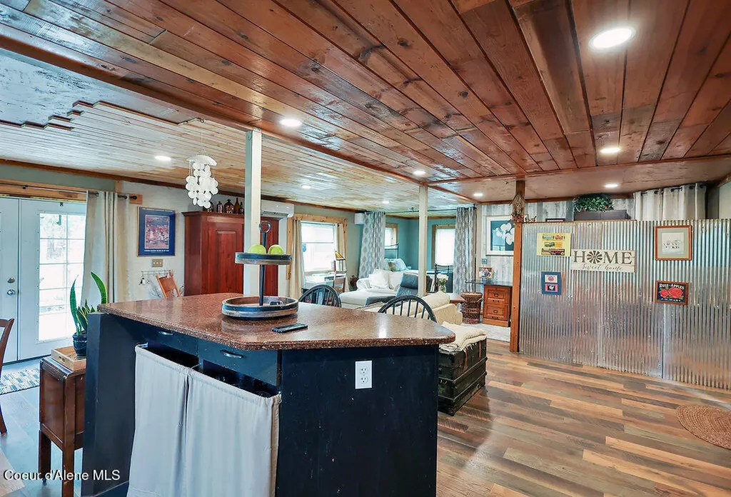 447 Satchel Drive Spirit Lake ID 83869