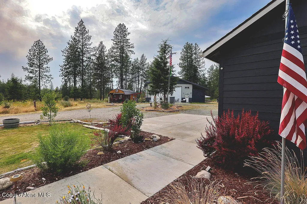 447 Satchel Drive Spirit Lake ID 83869