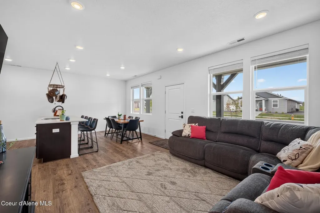 5138 E Norma Avenue Post Falls ID 83854