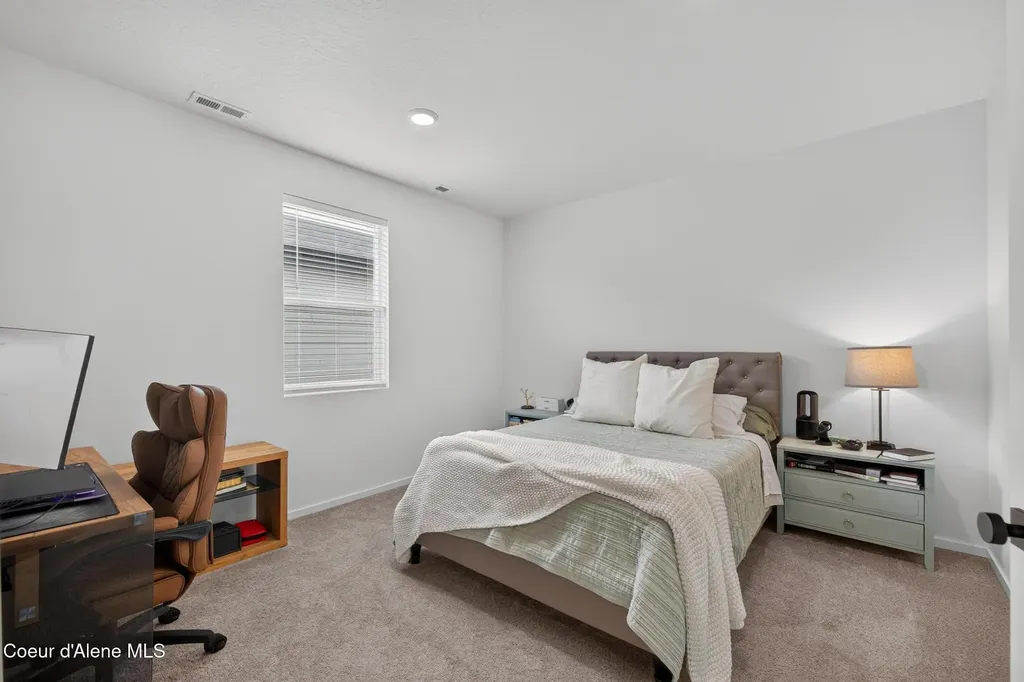 5138 E Norma Avenue Post Falls ID 83854