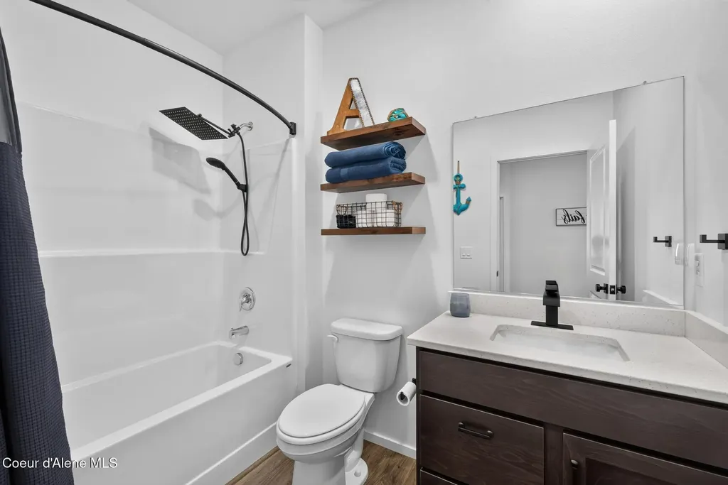 5138 E Norma Avenue Post Falls ID 83854
