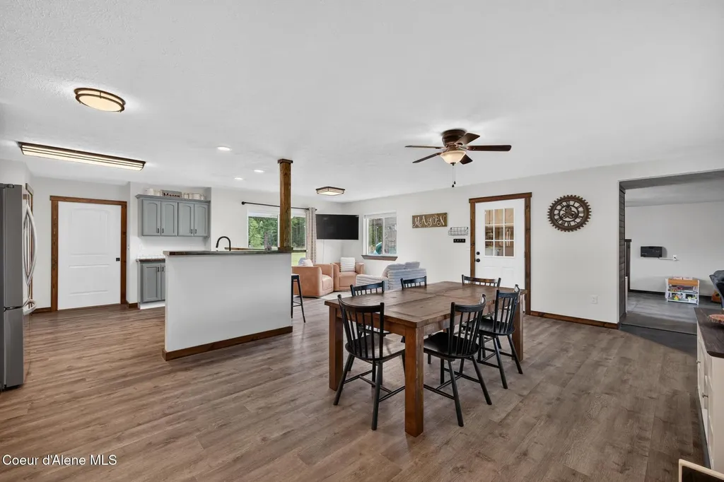 16 Hadley Lane Blanchard ID 83804