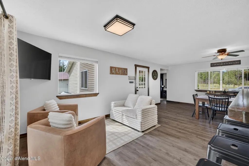 16 Hadley Lane Blanchard ID 83804