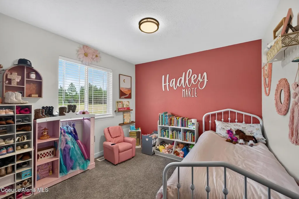 16 Hadley Lane Blanchard ID 83804