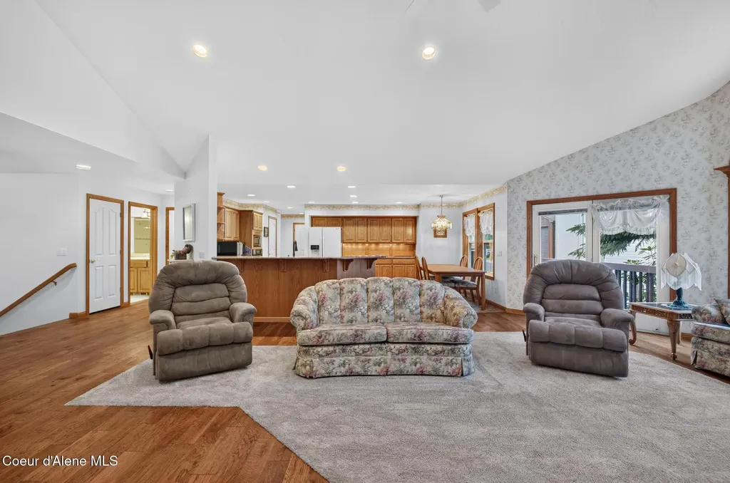 6008 N 18th Street Dalton Gardens ID 83815